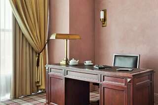 Гостиница Best Western Plus СПАССКАЯ Тюмень Люкс-3