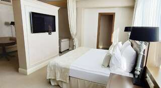 Гостиница Best Western Plus СПАССКАЯ Тюмень Люкс-14